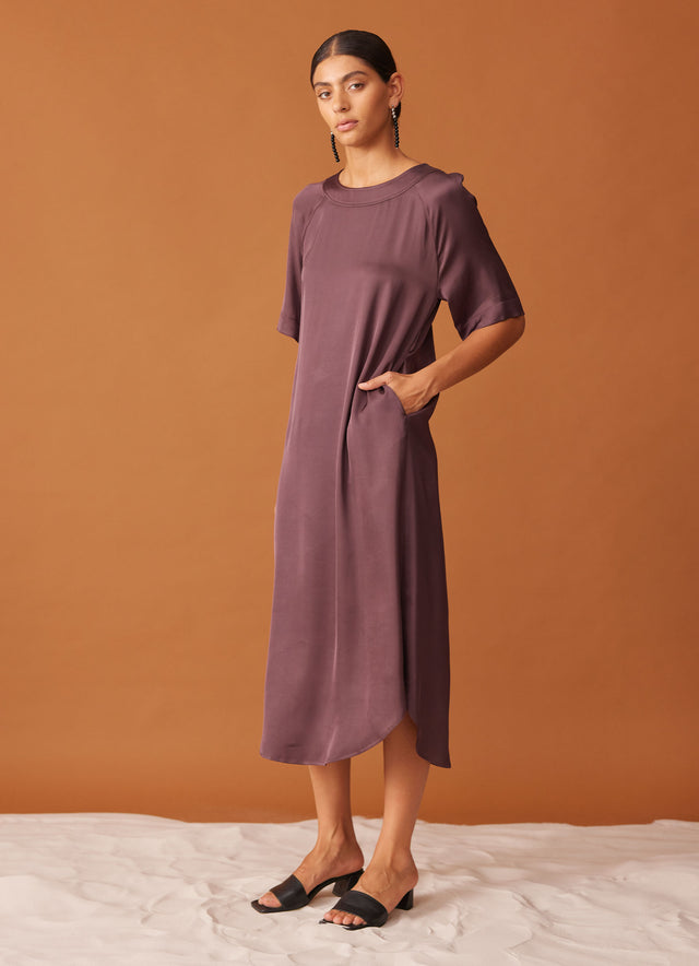 Embla shift dress