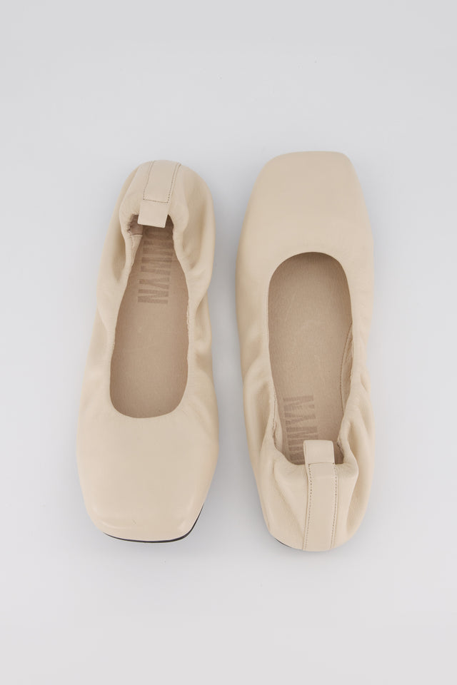 Jasper ballet flat