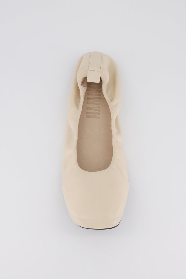 Jasper ballet flat