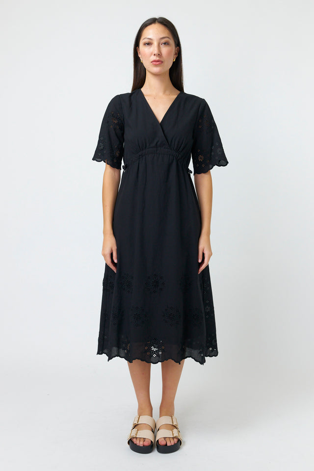 Broderie dress